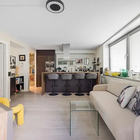 Dinbnb I 10 Min From Downtown I Priv Patio I Self Checkin Apartment *